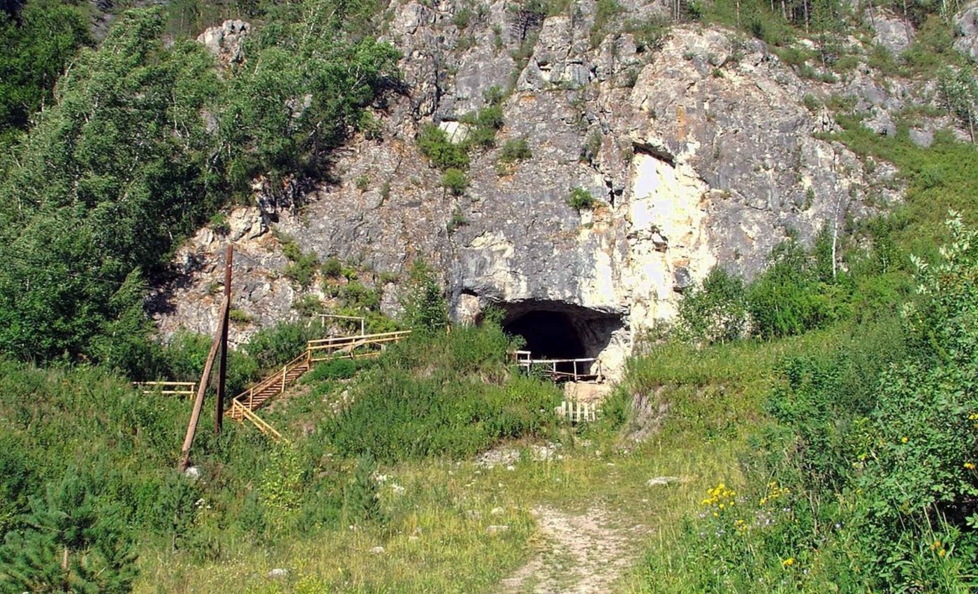 What appeared to be a simple cave concealed the history of a forgotten human lineage
