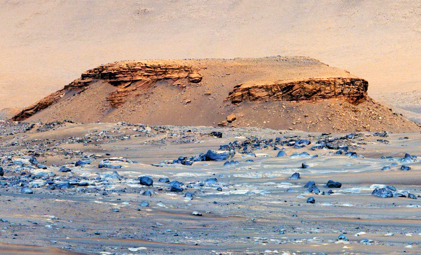 Mars' Jezero Crater had several different 'water periods' that could have supported life