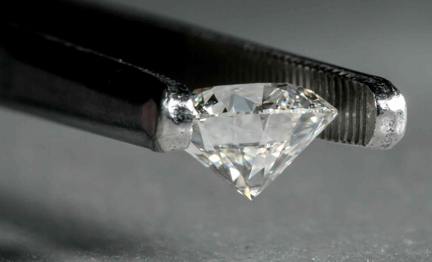 Microdiamonds discovered in the first three exploratory drill holes of a new deposit