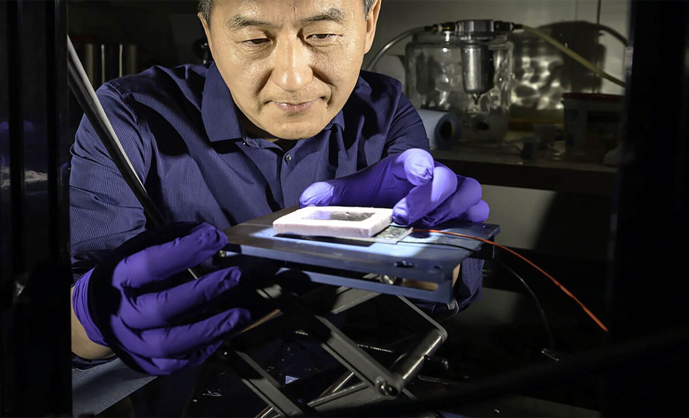 New 'black metal' solar device generates 15x more energy than current ones