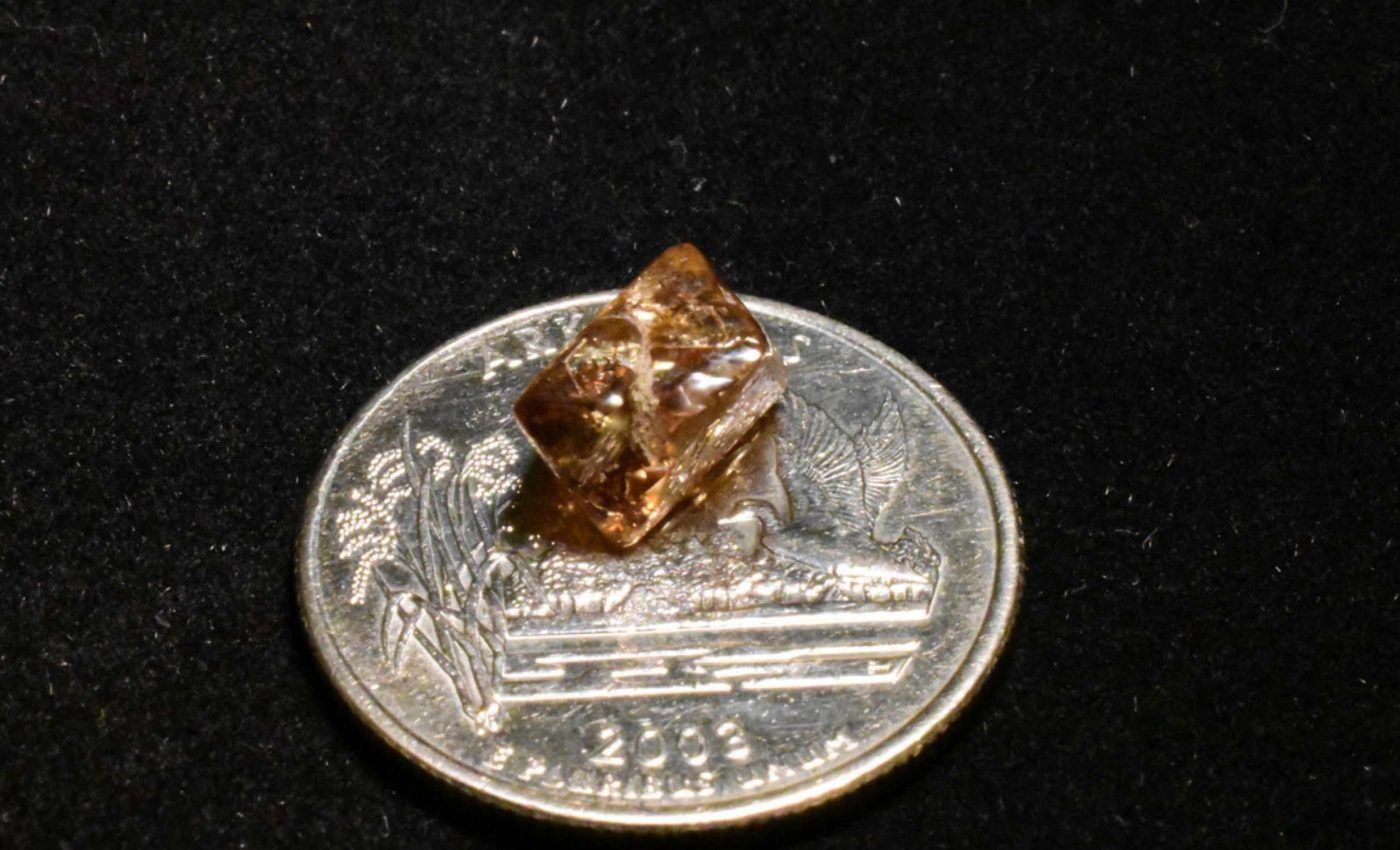 Tourist finds a diamond weighing almost 4 carats and names it 'Duke'