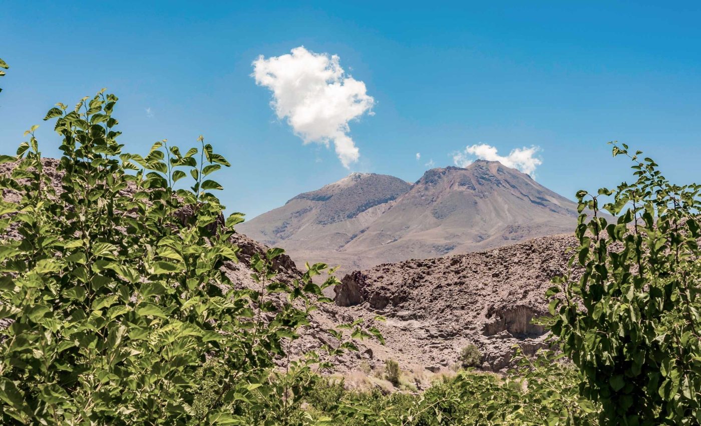 Remote volcano wakes up after 700,000 years of silence