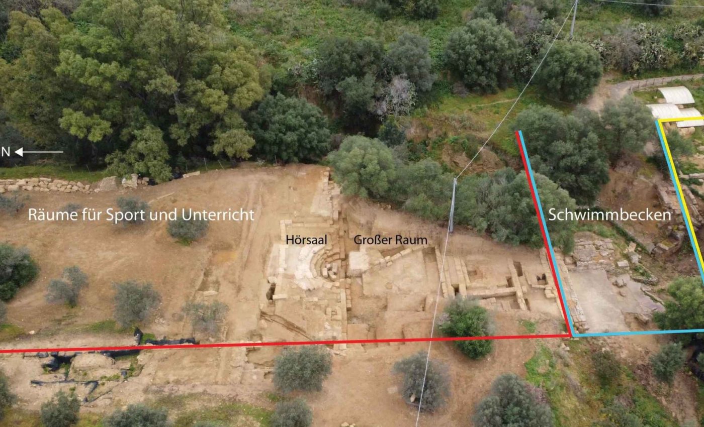 Archaeologists find a huge auditorium hidden for 2,200 years