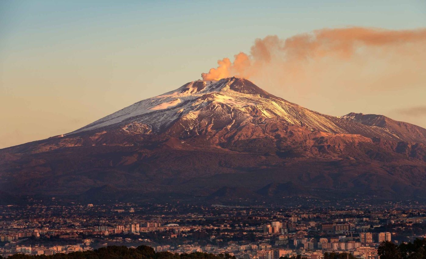 Mount Etna warned for years before erupting, now scientists have deciphered the signals