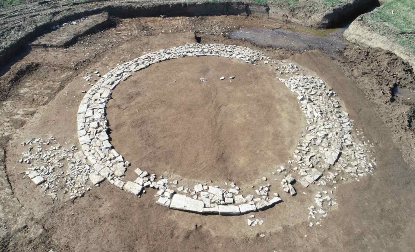 Archaeologists discover an 'extremely rare' Roman tomb in Germany