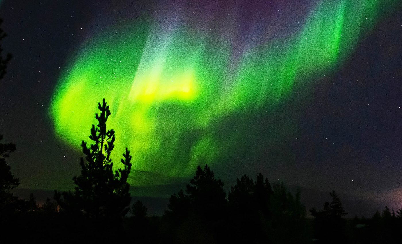 New clue found in the mystery of what triggers intense auroral displays