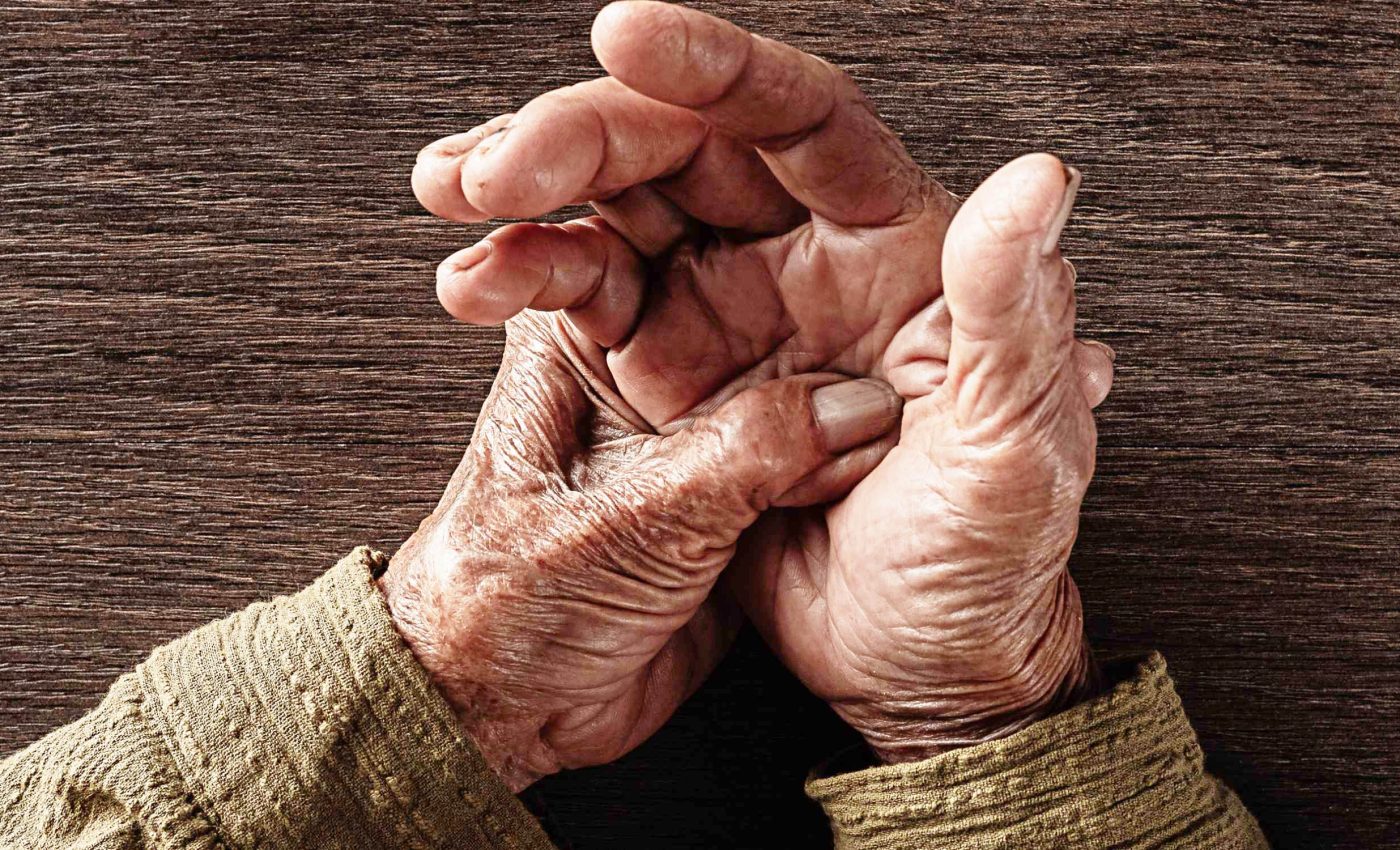 Scientists watch a Parkinson's protein pierce neuron membranes for the first time